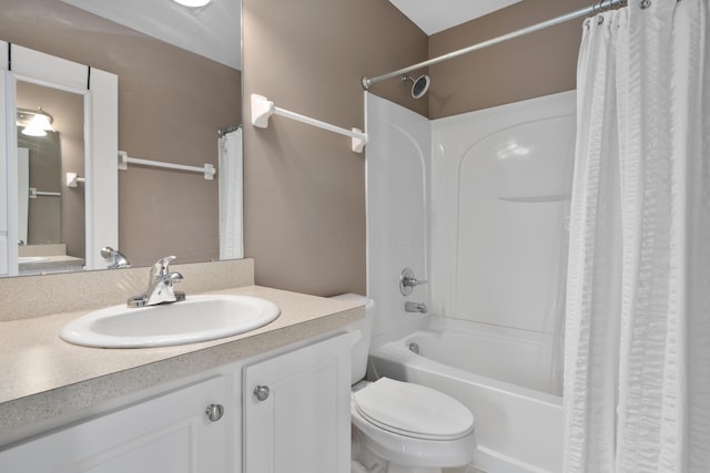3839 Rubythroat Dr, Columbus, OH 43230 - full bathroom featuring shower / bath combo with shower curtain and vanity
