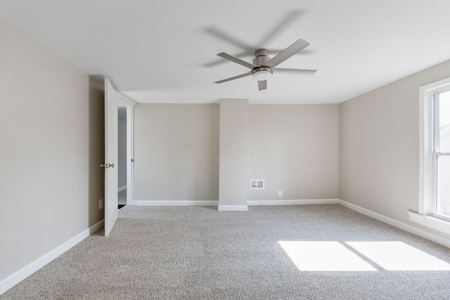 3189 E 6th Ave, Columbus, OH 43219 - unfurnished room featuring carpet floors and a ceiling fan