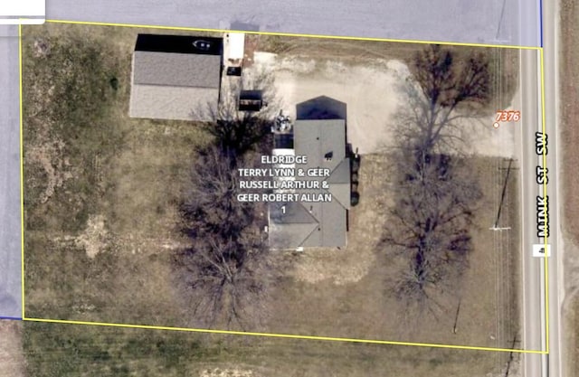 7376 Mink St SW, Pataskala, OH 43062 - aerial overview of property's location with property parcel outlined