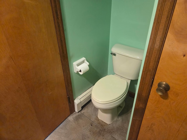 7376 Mink St SW, Pataskala, OH 43062 - bathroom with baseboard heating and toilet