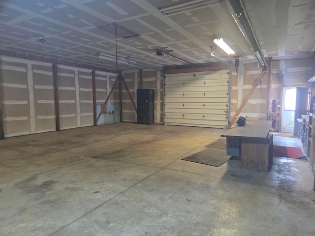 7376 Mink St SW, Pataskala, OH 43062 - view of garage