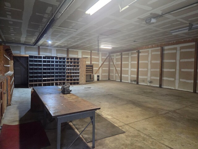 7376 Mink St SW, Pataskala, OH 43062 - view of garage