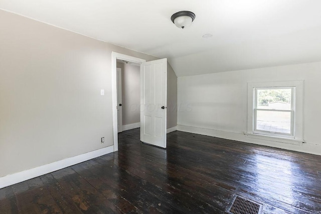 186 S Walnut St, Chillicothe, OH 45601 - additional living space with hardwood / wood-style flooring and lofted ceiling