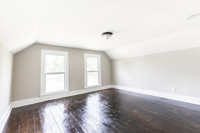186 S Walnut St, Chillicothe, OH 45601 - additional living space featuring vaulted ceiling and dark wood finished floors