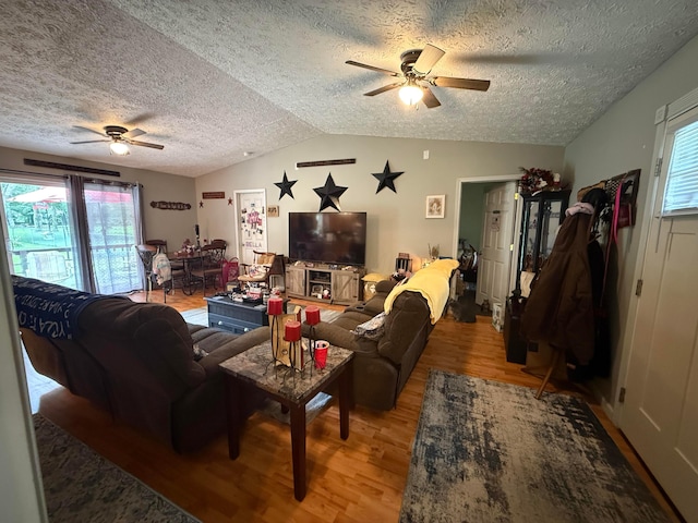 218 Woodlawn Cir, Howard, OH 43028 - photo 6