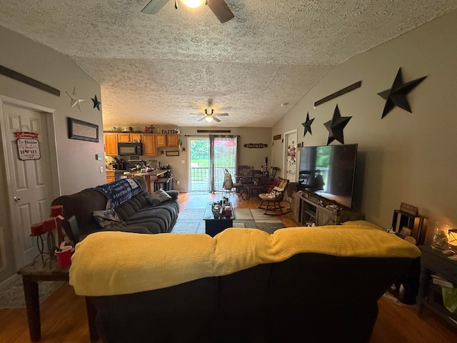 218 Woodlawn Cir, Howard, OH 43028 - photo 7