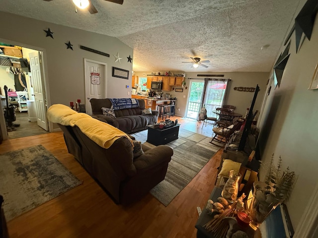 218 Woodlawn Cir, Howard, OH 43028 - photo 8