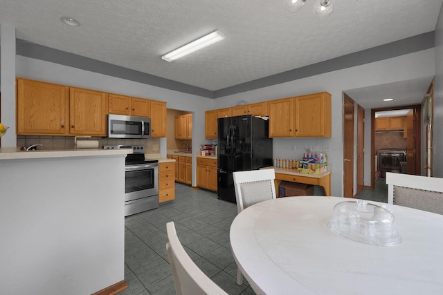 825 Brookside Dr, Pickerington, OH 43147 - photo 20