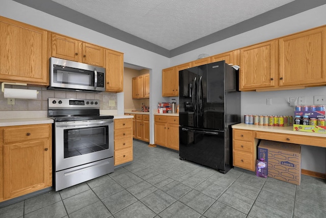 825 Brookside Dr, Pickerington, OH 43147 - photo 21