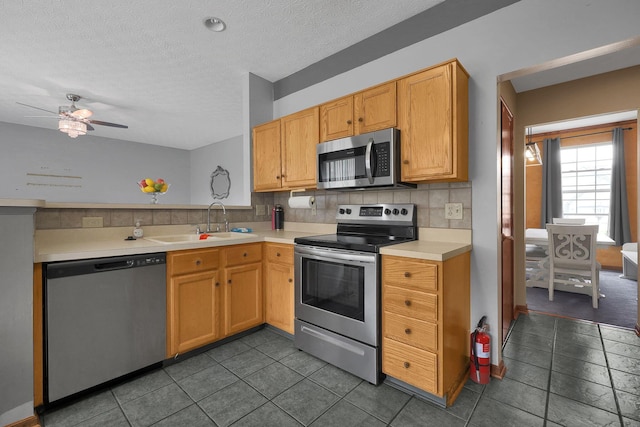 825 Brookside Dr, Pickerington, OH 43147 - photo 24