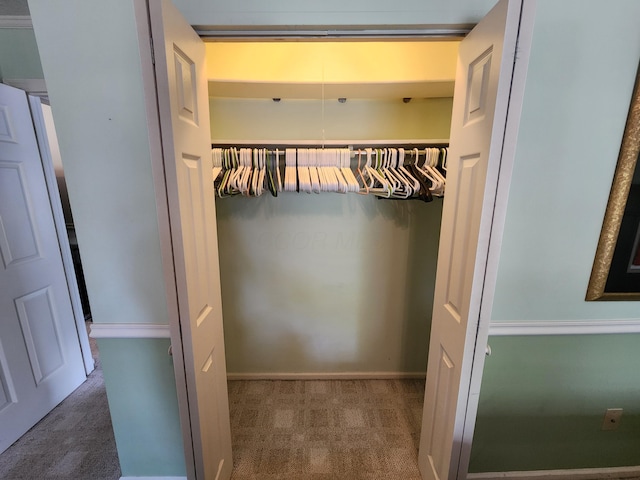 450 Williamsburg Ln Unit A, Lancaster, OH 43130 - view of closet