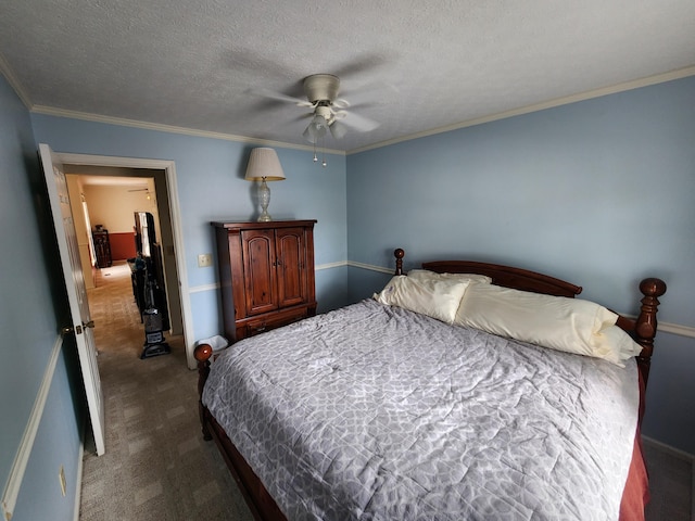 450 Williamsburg Ln Unit A, Lancaster, OH 43130 - carpeted bedroom featuring crown molding, a textured ceiling, and a ceiling fan