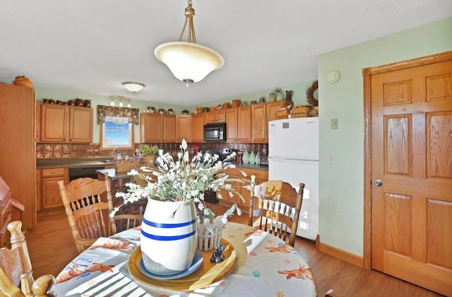 12232 Cleo Rd, Orient, OH 43146 - dining area featuring light wood-type flooring