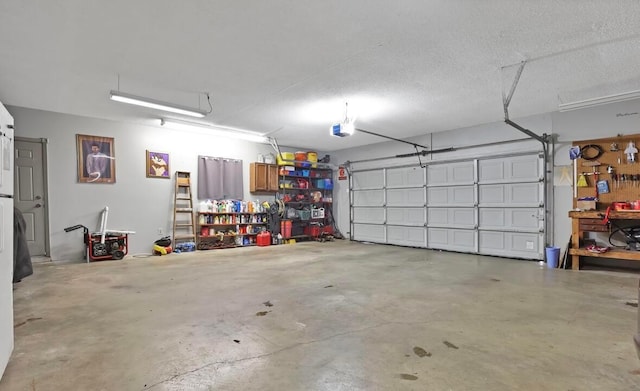 12232 Cleo Rd, Orient, OH 43146 - garage featuring a garage door opener
