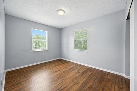 2094 Sprucefield Rd, Columbus, OH 43229 - photo 8