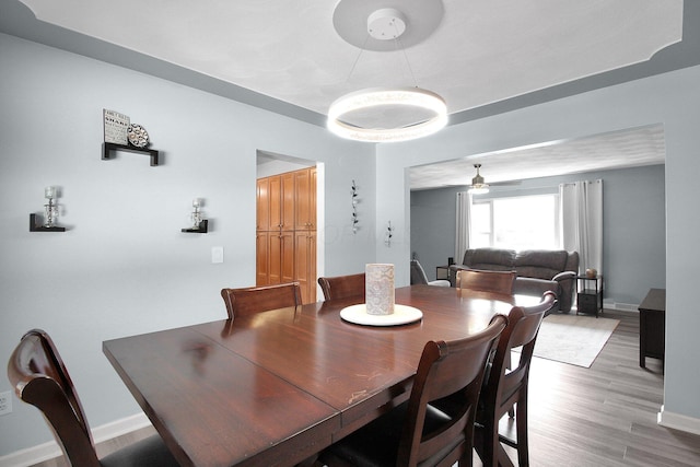 6146 Catawba Dr, Grove City, OH 43123 - dining area featuring light wood-type flooring and baseboards