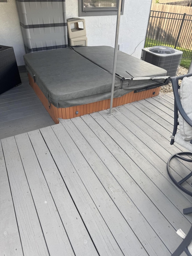 6146 Catawba Dr, Grove City, OH 43123 - wooden terrace with a covered hot tub