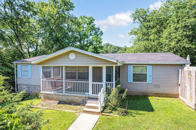 102 W Ewing St, New Straitsville, OH 43766 - photo 2
