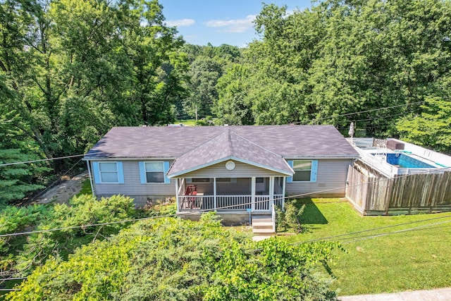 102 W Ewing St, New Straitsville, OH 43766 - photo 1