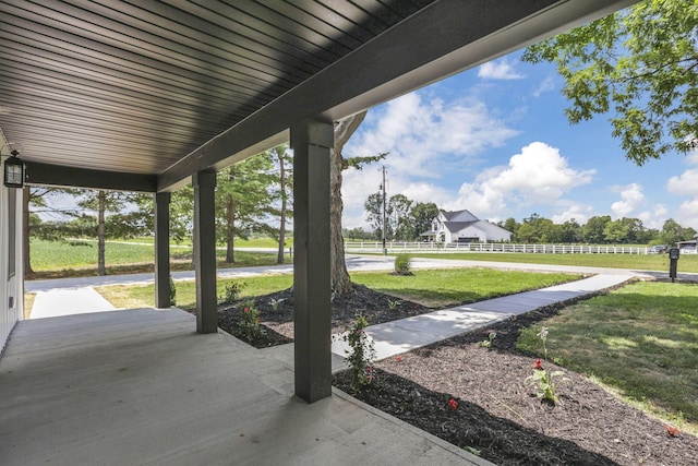 10123 Loop Rd, Millersport, OH 43046 - view of patio