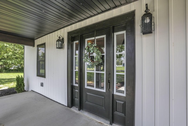 10123 Loop Rd, Millersport, OH 43046 - doorway to property featuring covered porch