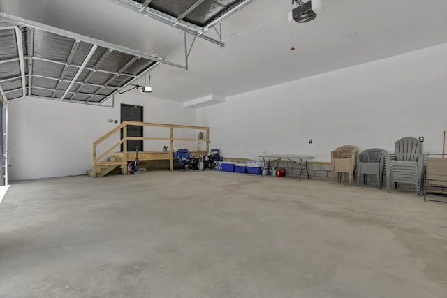 10123 Loop Rd, Millersport, OH 43046 - garage featuring a garage door opener