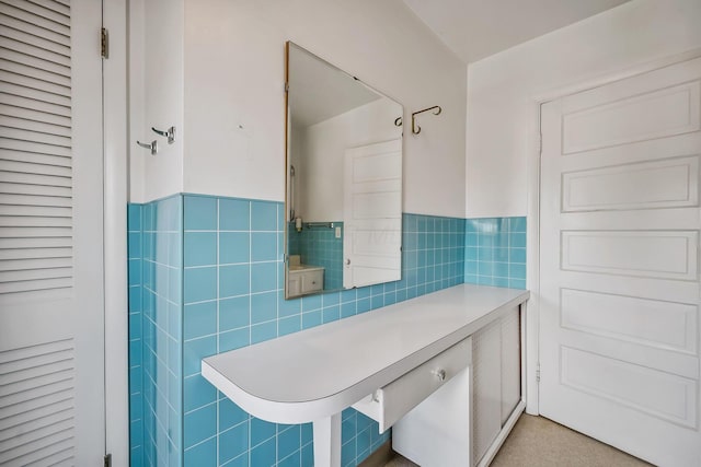 126 Dix Ave, Marion, OH 43302 - bathroom with tile walls and a wainscoted wall