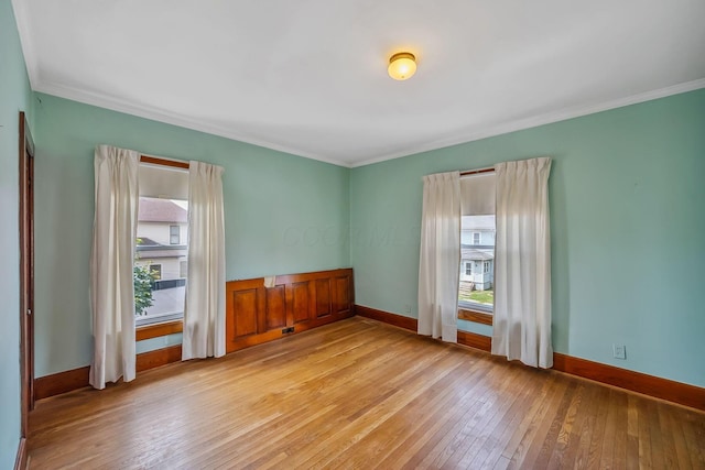 126 Dix Ave, Marion, OH 43302 - empty room with light wood-style floors and ornamental molding