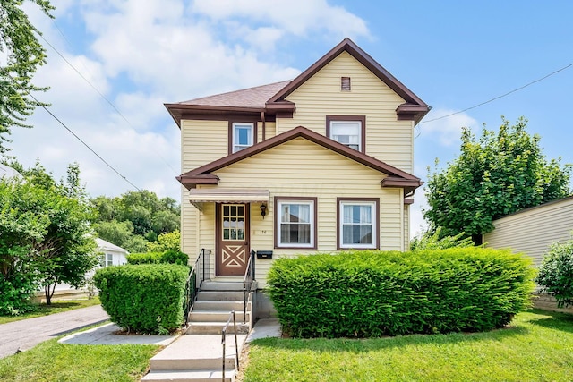 126 Dix Ave, Marion, OH 43302 - view of front of house with a front lawn