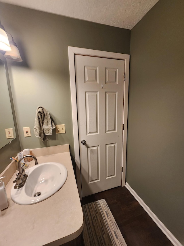 3485 Bellflower Dr, Lorain, OH 44053 - photo 17