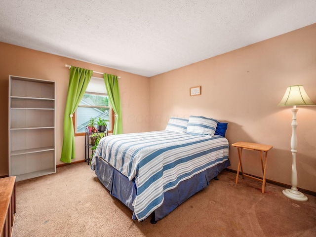 238 Key Blvd, Pataskala, OH 43062 - carpeted bedroom featuring baseboards and a textured ceiling