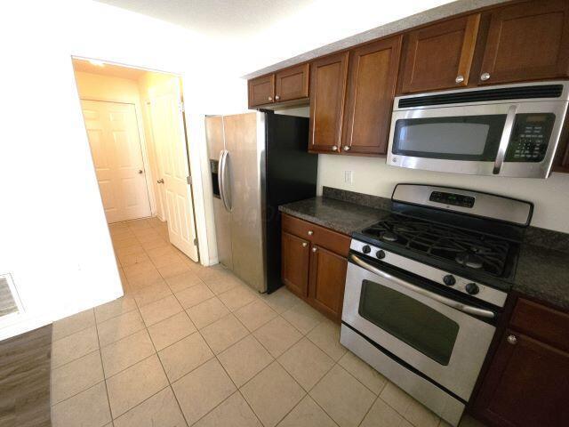 118 Gifford Rd, Columbus, OH 43235 - photo 3
