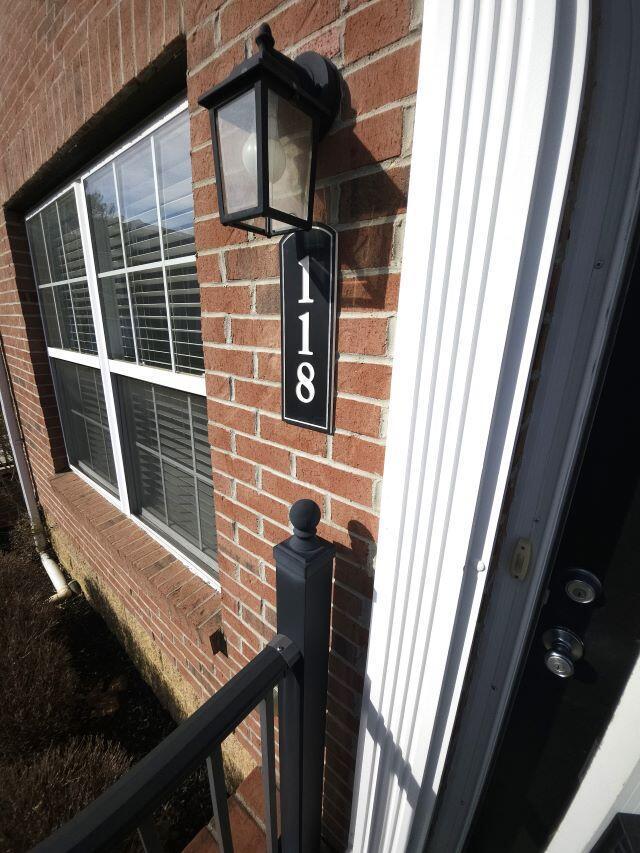 118 Gifford Rd, Columbus, OH 43235 - photo 2