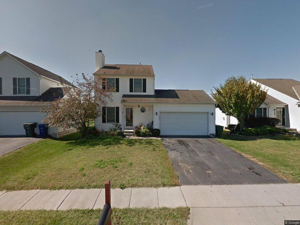 2587 Winningwillow Dr, Columbus, OH 43207 - photo 1