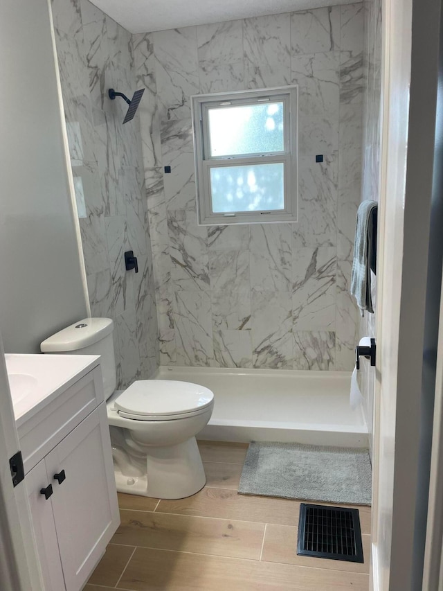 2303 Howey Rd, Columbus, OH 43211 - photo 9