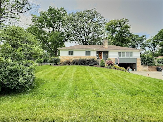 5974 Timberbrook Ln, Columbus, OH 43228 - photo 1