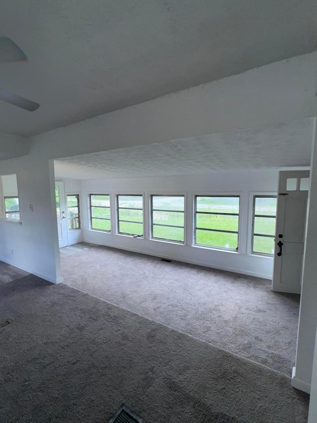 2229 Maureen Blvd N, Obetz, OH 43207 - unfurnished room with carpet floors and a ceiling fan