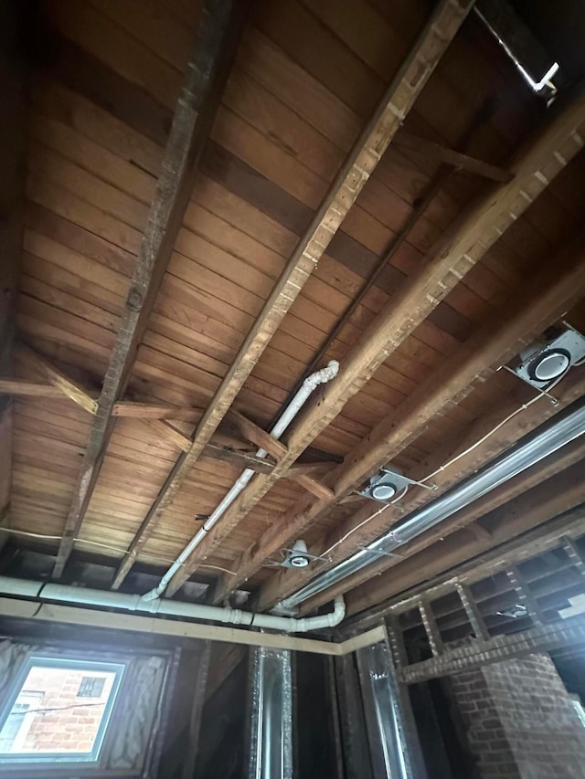 701 S 22nd St, Columbus, OH 43205 - detailed view of wooden ceiling
