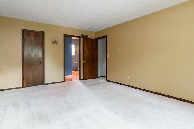 1258 Denbigh Dr, Columbus, OH 43220 - photo 25