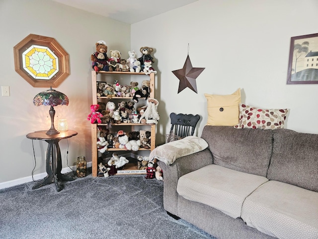 112 N George St, Lancaster, OH 43130 - living area with carpet and baseboards