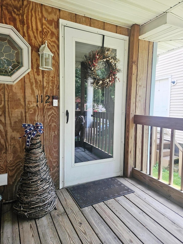 112 N George St, Lancaster, OH 43130 - doorway to property