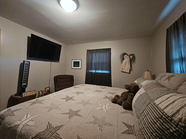 112 N George St, Lancaster, OH 43130 - view of bedroom