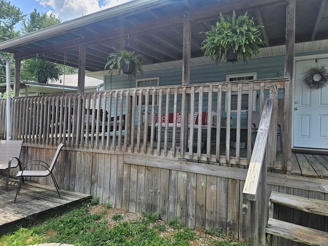 112 N George St, Lancaster, OH 43130 - view of wooden terrace