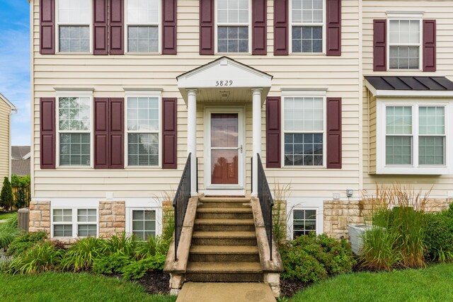 5829 Andrew John Dr, New Albany, OH 43054 - photo 1
