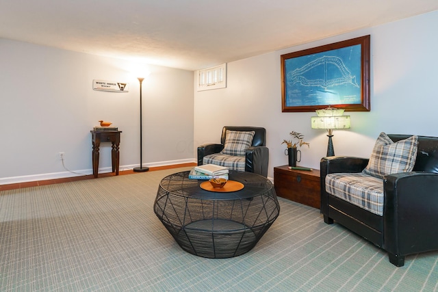 1010 Vernon Rd, Columbus, OH 43209 - sitting room with carpet flooring and baseboards