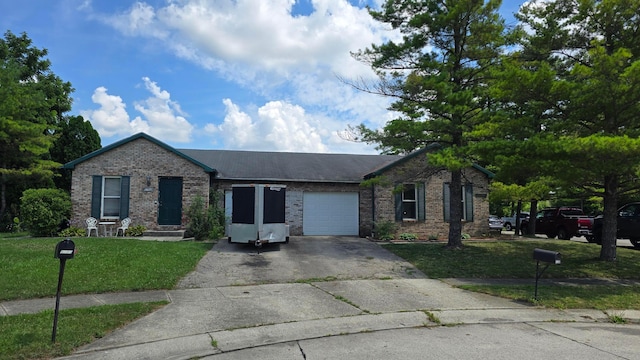 5796 Pepperwood Ct, Galloway, OH 43119 - photo 1