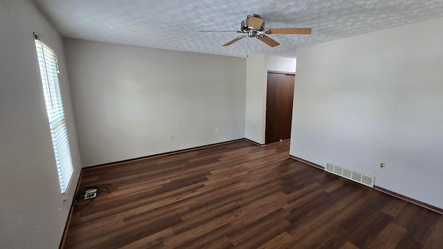 5796 Pepperwood Ct, Galloway, OH 43119 - photo 23