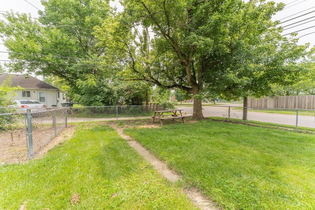 813 Wainwright Dr, Columbus, OH 43224 - photo 39