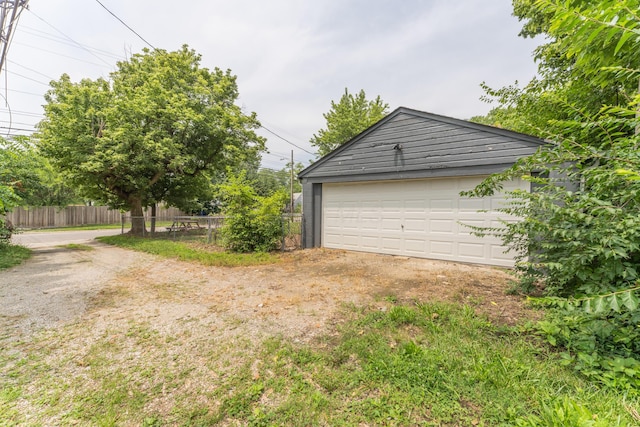 813 Wainwright Dr, Columbus, OH 43224 - photo 41