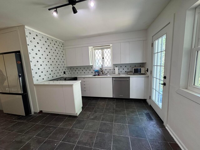 1365 Linwood Ave, Columbus, OH 43206 - photo 5